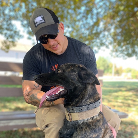 Meet your Posher, Casey - Picture 2 of 5